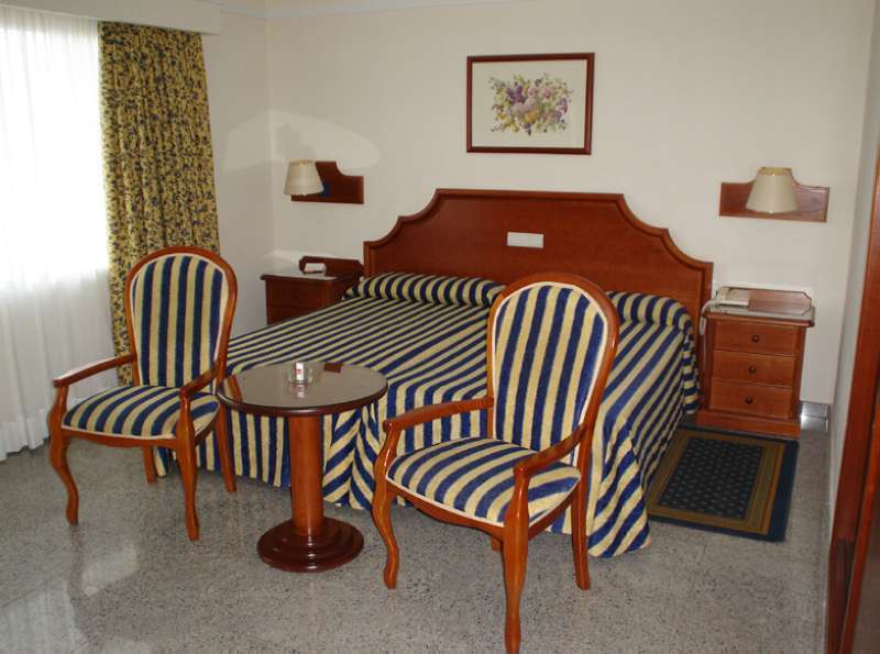 Riu Nautilus (Adults Only) Hotel Torremolinos Kültér fotó
